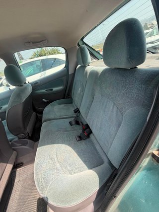 Peugeot 206 1999