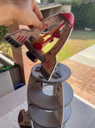 Cohete espacial madera Hape
