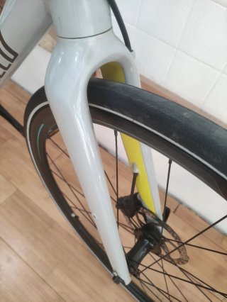 Bicicleta Specialized Sirrus Híbrida 700