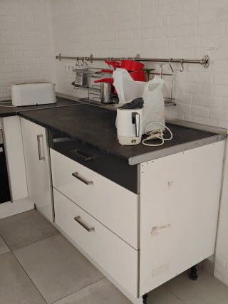 Cocina modular con fregadero sin desmontar