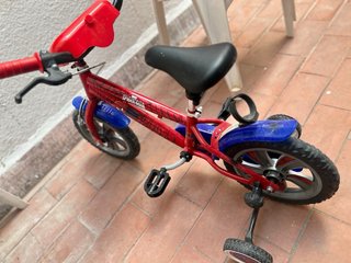 Bicicleta Infantil Spider-Man Roja y Azul