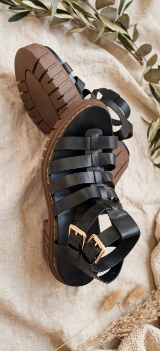 Sandalias Stradivarius Negras Talla 36. /37