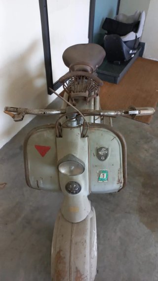 Scooter Clásica Azul y Gris