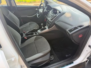 Ford Focus 1.6 TDCI  2012 em excelente estado