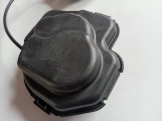 Mercedes EQE cerradura porton trasero