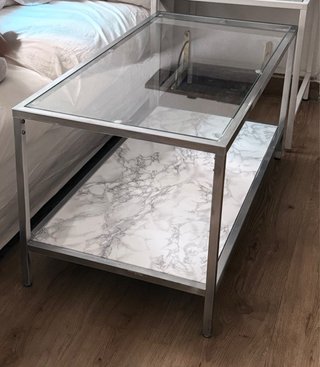 Mesa centro cristal y metal Ikea