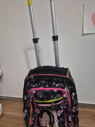 Zaino Seven con ruote e paillettes