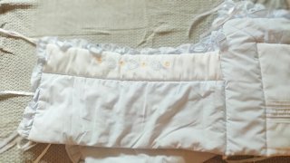 Parachoques para cuna con volantes