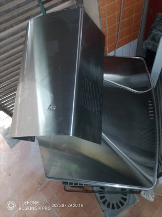Campana extractora de cocina en buen estado