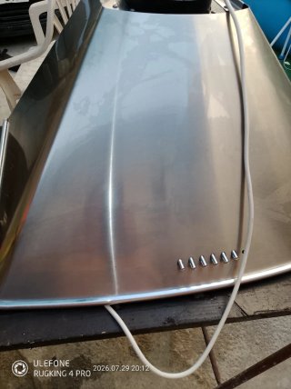 Campana extractora de cocina en buen estado