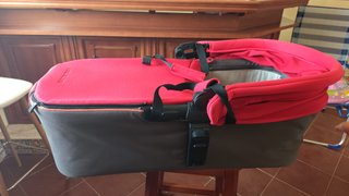 Capazo Jané cochecito bebe Muum Rojo