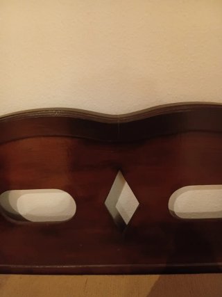 Banco de madera,  asiento forrado  en yute natural