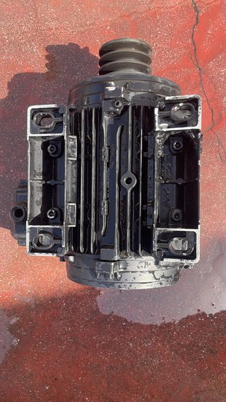 Motor Trifásico Elevador 1375/1700 RPM