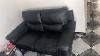 Sofá de cuero negro 2 plazas