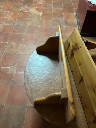 Baldas de madera de pino