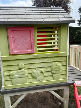 Casita infantil Smoby con tobogán