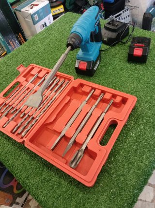 Set punte e scalpelli per tassellatore 72V