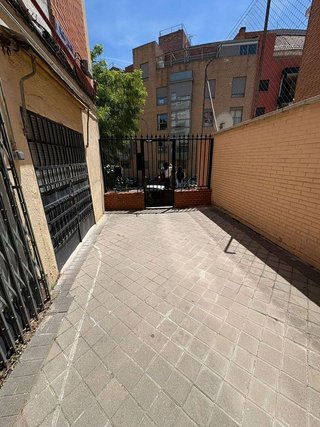 Local comercial en alquiler en Ventas en Madrid