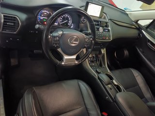 Lexus NX 2.5 300h Business Navigation 2WD