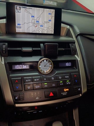 Lexus NX 2.5 300h Business Navigation 2WD
