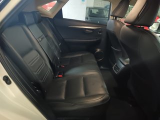 Lexus NX 2.5 300h Business Navigation 2WD