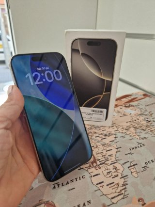 iPhone 16 Pro 256GB Titanium Natural