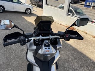Honda ADV 750 Plata