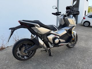 Honda ADV 750 Plata