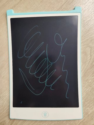 Tablet de Dibujo Buki Azul y Blanca