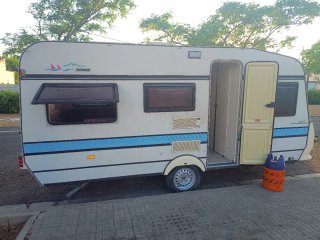 Se vende caravana(SE ALQUILA POR DIAS).