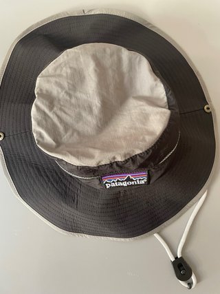 Gorro Patagonia Negro y Gris