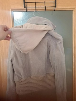 Cazadora ante piel beige