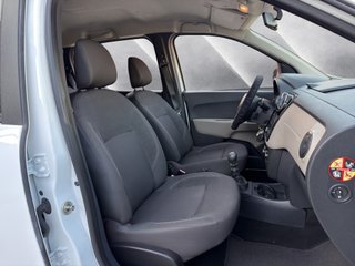 Dacia Lodgy 2012