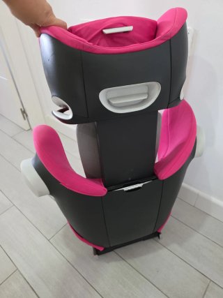 Silla de coche Cybex rosa y morada
