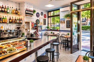 Bar en venta en La Roqueta en Valencia