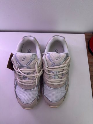 Asics Gel NYC Talla 42 Beige/Gris