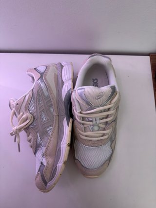 Asics Gel NYC Talla 42 Beige/Gris