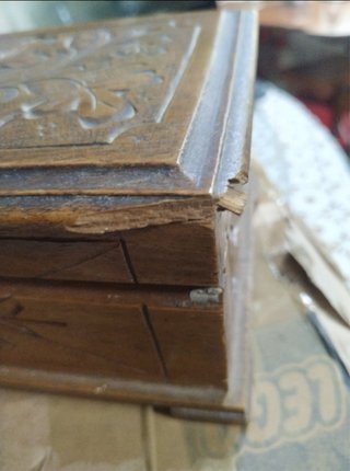 Antigua caja joyero vintage madera tallada