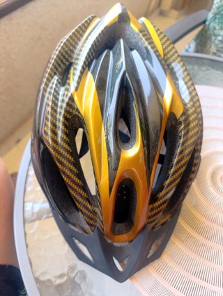 Casco Ciclismo/Patín Negro y Amarillo