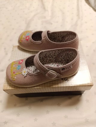 Zapatillas Vuladi Niña Talla 26 Flores