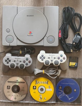 Sony PlayStation 1 (PS1) Fat Bundle