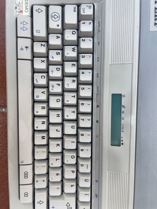 Máquina de escribir electrónica GISPERT TW91