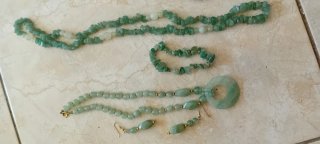 Set di collane e bracciale