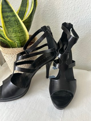 Sandalias Latouche Negras Tacon