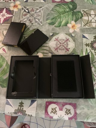 Reproductor de sonido negro