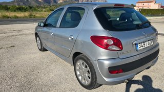 Peugeot 206 2010