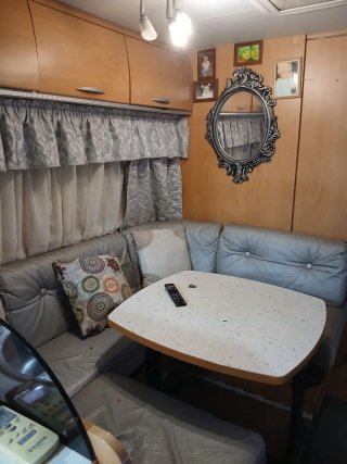 Caravana blanca sun roller