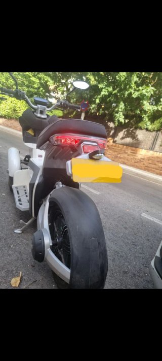 Moto Eléctrica Doohan iTank