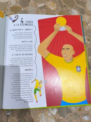 30 JUGADORES FUTBOL QUE HICIERON HISTORIA