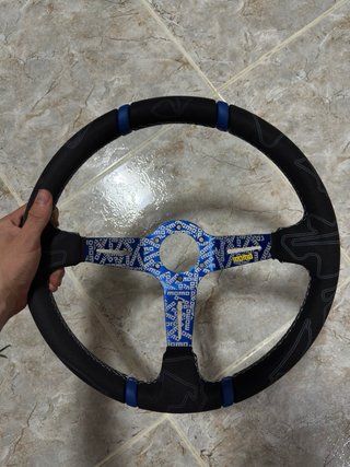 Volante Desplazado MOMO Azul (Kit Completo)